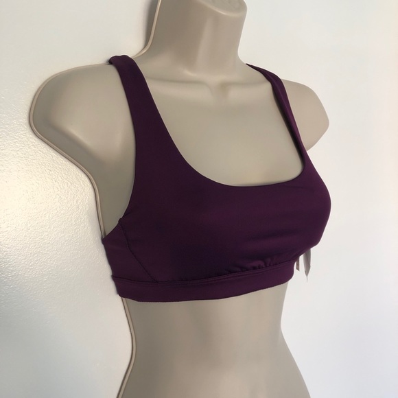 VICTORIAS SECRET Incredible Essential Sports Bra - Picture 2 of 7